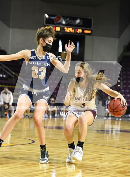 Thumbnail 3 in Mullen vs. Windsor (CHSAA 4A State Final) photogallery.