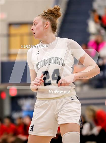 Thumbnail 1 in Mustang @ Edmond North photogallery.