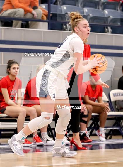Thumbnail 1 in Mustang @ Edmond North photogallery.