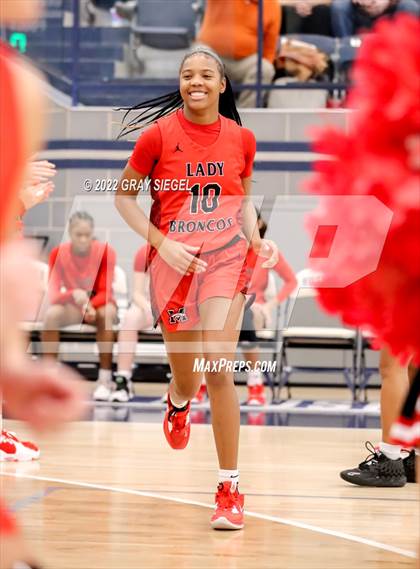Thumbnail 2 in Mustang @ Edmond North photogallery.