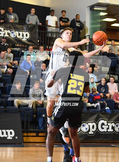 Thumbnail 3 in Roselle Catholic vs. Manasquan (Boardwalk Showcase) photogallery.