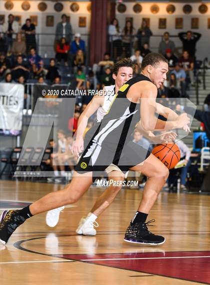 Thumbnail 1 in Roselle Catholic vs. Manasquan (Boardwalk Showcase) photogallery.