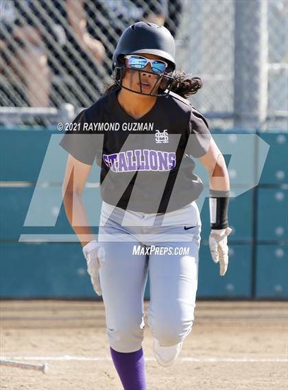 Thumbnail 3 in Madera South @ Hoover photogallery.