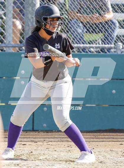 Thumbnail 3 in Madera South @ Hoover photogallery.