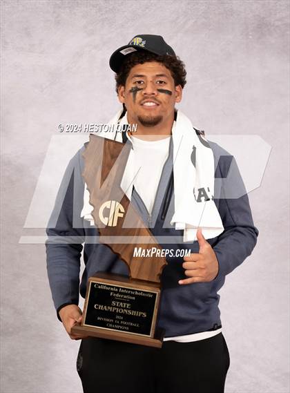 Thumbnail 2 in Edison (CIF State D1A Champions) photogallery.