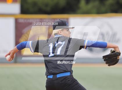 Thumbnail 3 in Point Loma vs. San Dimas (CIF SoCal Regional Division 2 Semifinal) photogallery.
