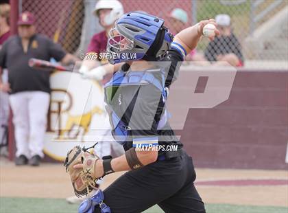 Thumbnail 3 in Point Loma vs. San Dimas (CIF SoCal Regional Division 2 Semifinal) photogallery.