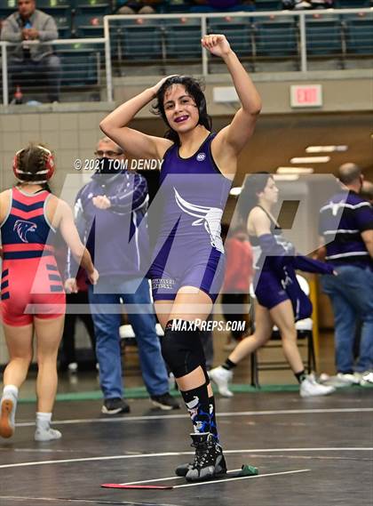 Thumbnail 1 in UIL 6A Region 3 Championships photogallery.