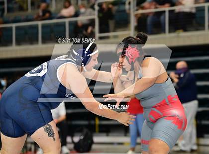 Thumbnail 3 in UIL 6A Region 3 Championships photogallery.