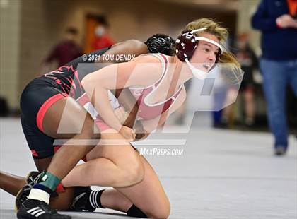 Thumbnail 3 in UIL 6A Region 3 Championships photogallery.