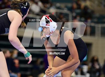Thumbnail 2 in UIL 6A Region 3 Championships photogallery.