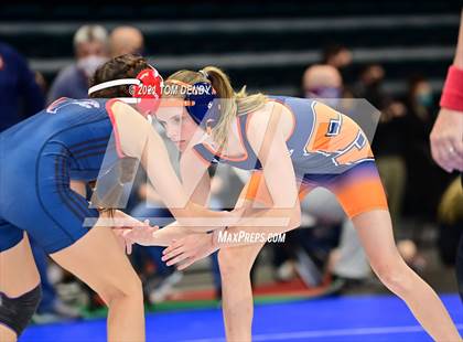Thumbnail 3 in UIL 6A Region 3 Championships photogallery.