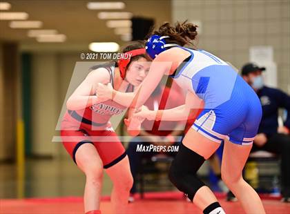 Thumbnail 3 in UIL 6A Region 3 Championships photogallery.