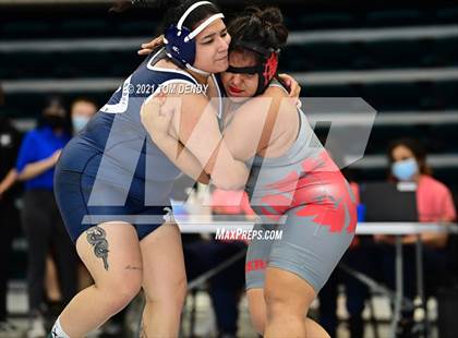 Thumbnail 2 in UIL 6A Region 3 Championships photogallery.