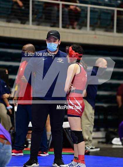 Thumbnail 3 in UIL 6A Region 3 Championships photogallery.