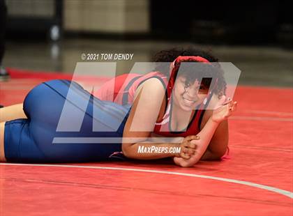Thumbnail 1 in UIL 6A Region 3 Championships photogallery.