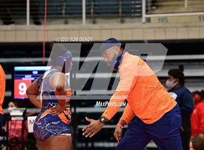 Thumbnail 2 in UIL 6A Region 3 Championships photogallery.