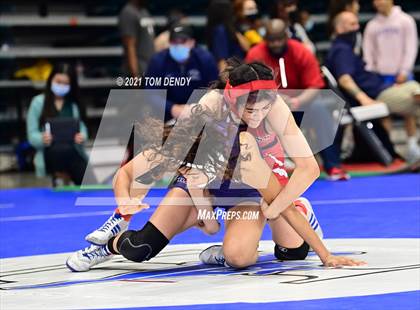 Thumbnail 2 in UIL 6A Region 3 Championships photogallery.