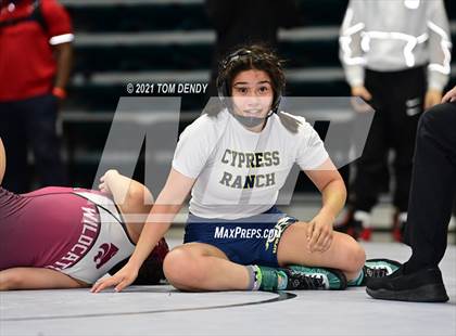 Thumbnail 3 in UIL 6A Region 3 Championships photogallery.