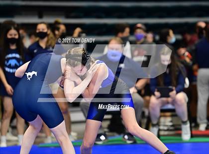 Thumbnail 2 in UIL 6A Region 3 Championships photogallery.