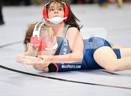 Thumbnail 3 in UIL 6A Region 3 Championships photogallery.