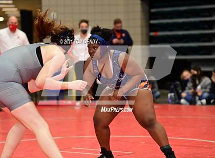Thumbnail 2 in UIL 6A Region 3 Championships photogallery.