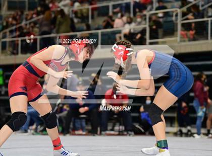 Thumbnail 1 in UIL 6A Region 3 Championships photogallery.