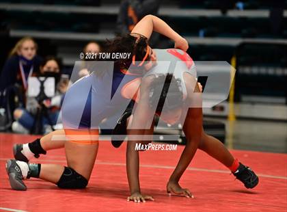 Thumbnail 1 in UIL 6A Region 3 Championships photogallery.
