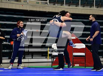 Thumbnail 3 in UIL 6A Region 3 Championships photogallery.
