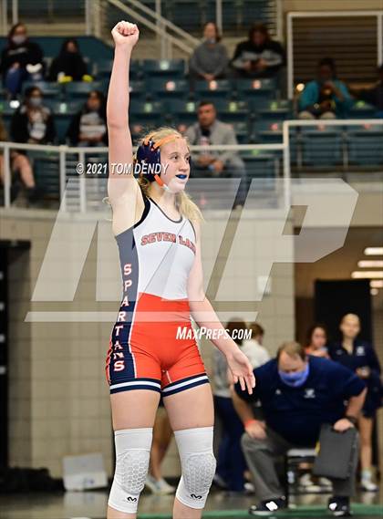 Thumbnail 3 in UIL 6A Region 3 Championships photogallery.