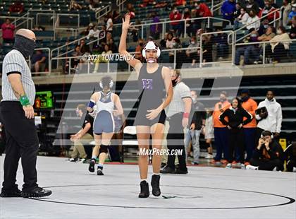 Thumbnail 3 in UIL 6A Region 3 Championships photogallery.