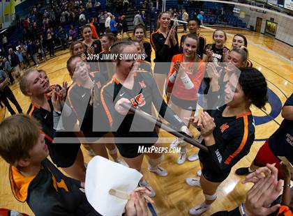 Thumbnail 3 in Minooka vs. Althoff Catholic (IHSA 4A Sectional Final) photogallery.