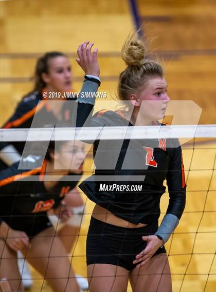 Thumbnail 2 in Minooka vs. Althoff Catholic (IHSA 4A Sectional Final) photogallery.