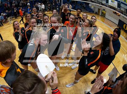 Thumbnail 2 in Minooka vs. Althoff Catholic (IHSA 4A Sectional Final) photogallery.