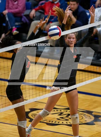 Thumbnail 3 in Minooka vs. Althoff Catholic (IHSA 4A Sectional Final) photogallery.