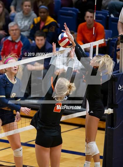 Thumbnail 1 in Minooka vs. Althoff Catholic (IHSA 4A Sectional Final) photogallery.