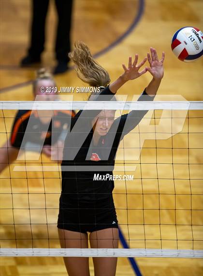 Thumbnail 1 in Minooka vs. Althoff Catholic (IHSA 4A Sectional Final) photogallery.