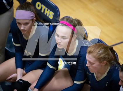 Thumbnail 1 in Minooka vs. Althoff Catholic (IHSA 4A Sectional Final) photogallery.