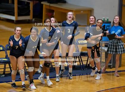 Thumbnail 2 in Minooka vs. Althoff Catholic (IHSA 4A Sectional Final) photogallery.