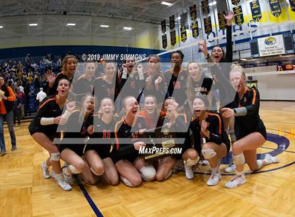 Thumbnail 1 in Minooka vs. Althoff Catholic (IHSA 4A Sectional Final) photogallery.