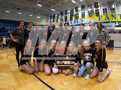 Thumbnail 3 in Minooka vs. Althoff Catholic (IHSA 4A Sectional Final) photogallery.