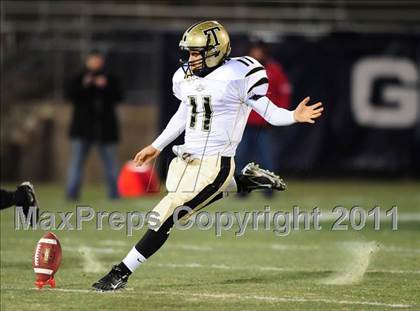 Thumbnail 3 in Trumbull vs. Xavier (CIAC Class LL Final) photogallery.
