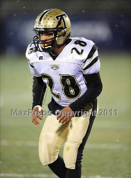 Thumbnail 1 in Trumbull vs. Xavier (CIAC Class LL Final) photogallery.