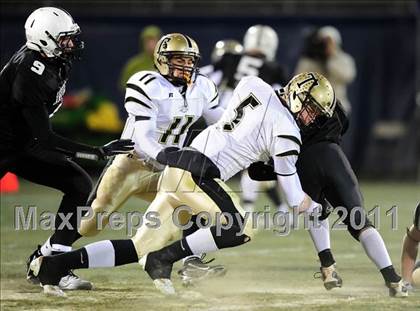 Thumbnail 2 in Trumbull vs. Xavier (CIAC Class LL Final) photogallery.