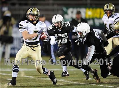 Thumbnail 3 in Trumbull vs. Xavier (CIAC Class LL Final) photogallery.