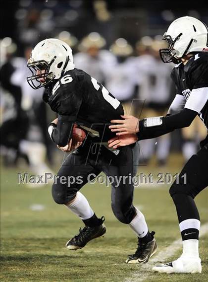 Thumbnail 3 in Trumbull vs. Xavier (CIAC Class LL Final) photogallery.