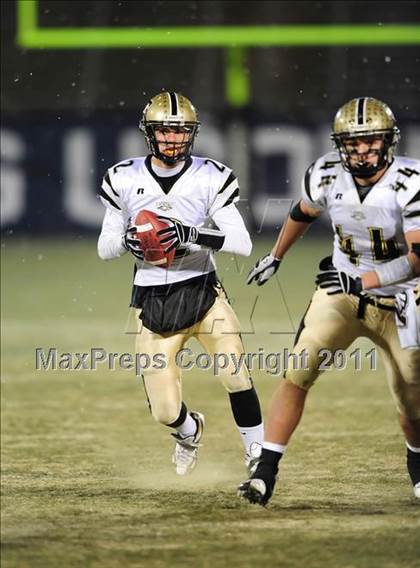 Thumbnail 1 in Trumbull vs. Xavier (CIAC Class LL Final) photogallery.
