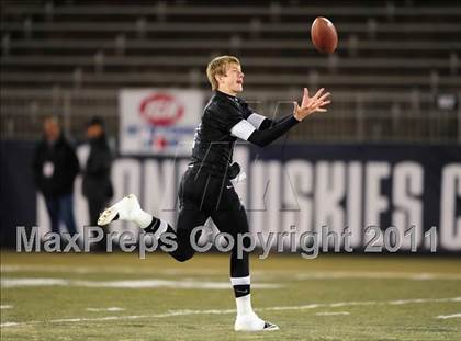 Thumbnail 2 in Trumbull vs. Xavier (CIAC Class LL Final) photogallery.