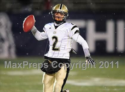 Thumbnail 2 in Trumbull vs. Xavier (CIAC Class LL Final) photogallery.