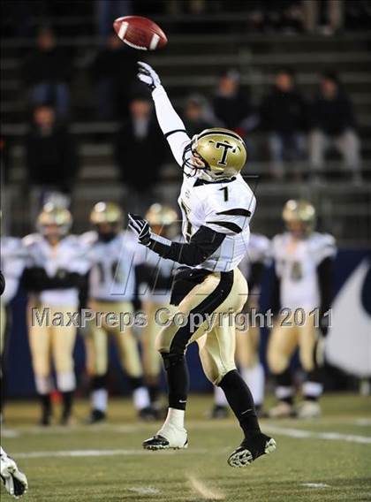 Thumbnail 2 in Trumbull vs. Xavier (CIAC Class LL Final) photogallery.